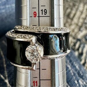 Elegant Black Enamel and Silver Wrap Women's Ring